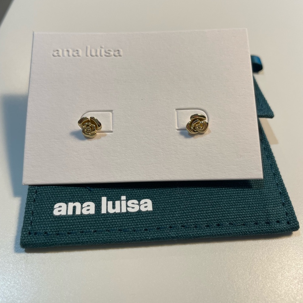 Ana Luisa flower studs